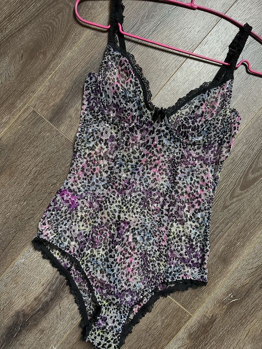 Яркий боди agent provokateur l'agent 32 c