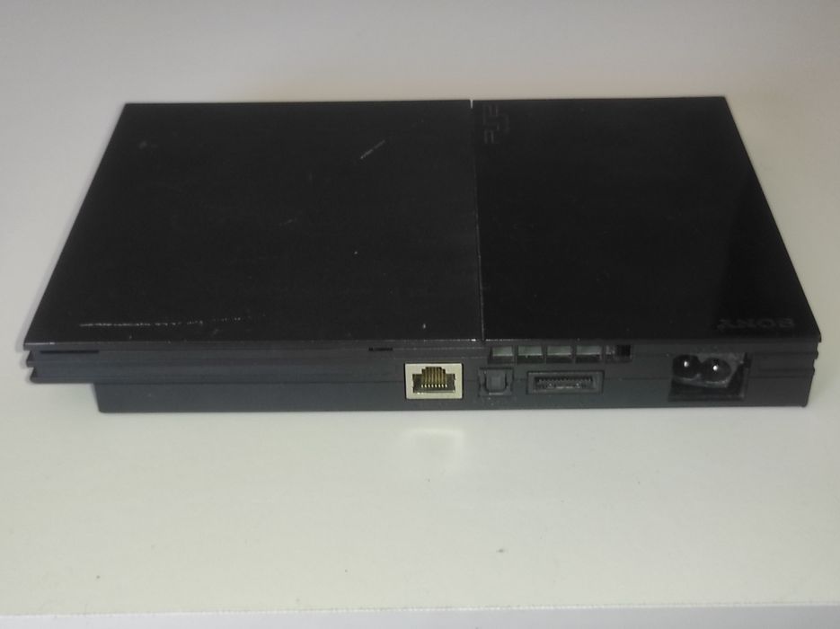 PlayStation 2 Slim com comando
