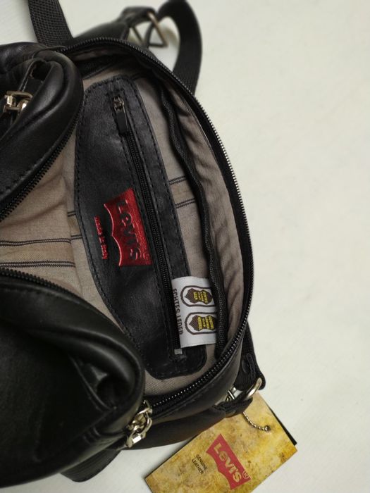 Сумка мужская кожаная Levi's