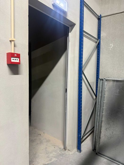 Armazém para arrendamento – Zona Industrial de Cete