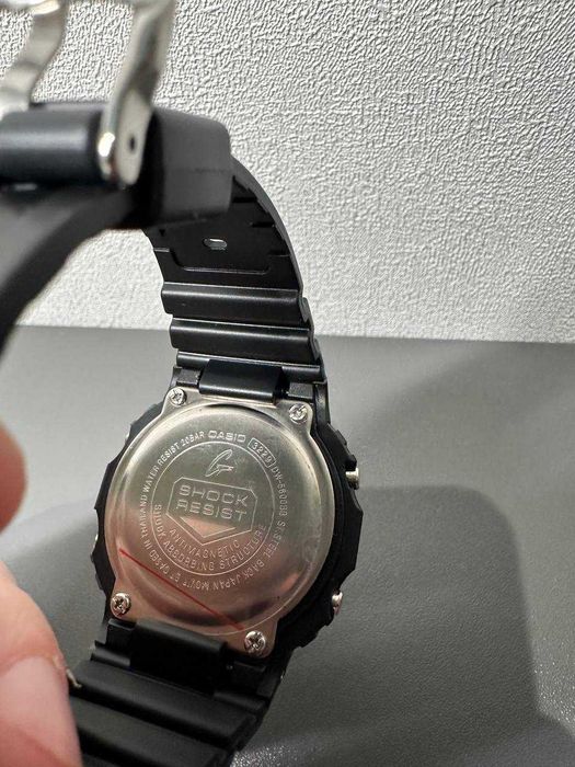 Новий Оригінал Casio G-SHOCK DW-5600E-1VER. Легендарна класика Касіо