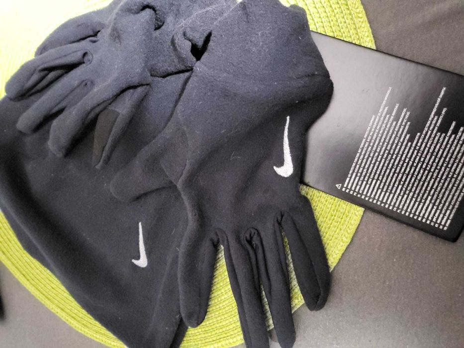 NIKE performance, czapka i rękawiczki z opcją do smartfona. Nowy!