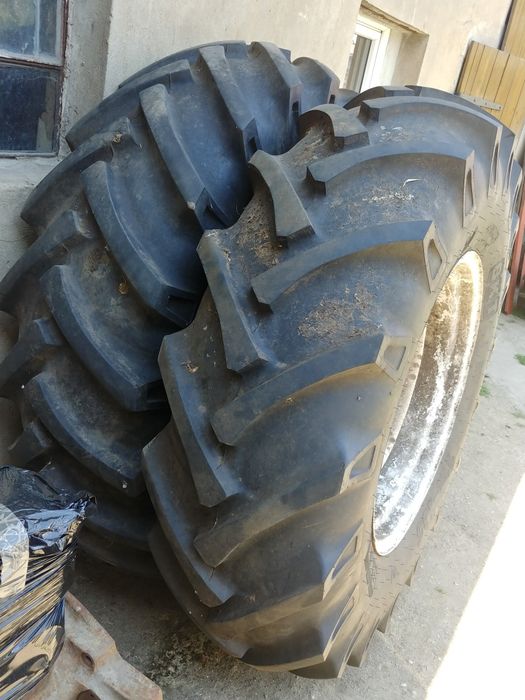 Koła BKT 18.4-30 Bizon Opony Ursus Zetor Case Felgi 16.9-34 Kabat OPIS