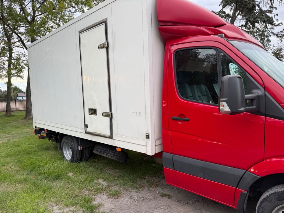 Volkswagen Crafter z windą