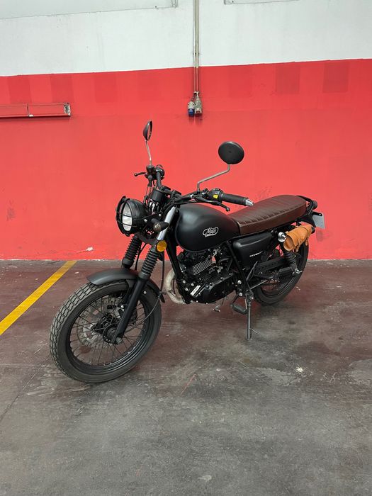 Mash Seventy 125 cm3
