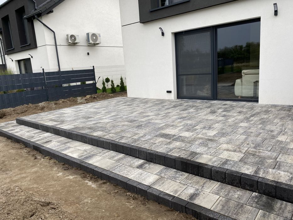 Ukladanie kostki brukowej