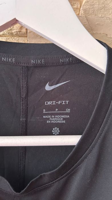 Nike performance tank-top