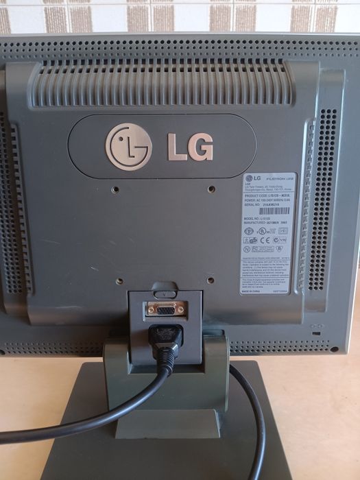 Monitor LG flatron
