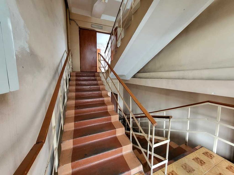 Продаж 4-х єт.приміщення вул Північне шоссе 12, поряд ДК "ЗАЛК".