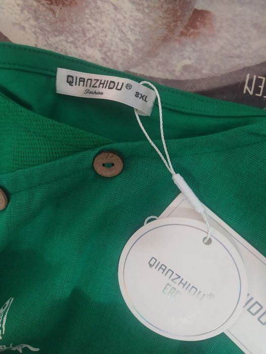 Продам футболку женскую