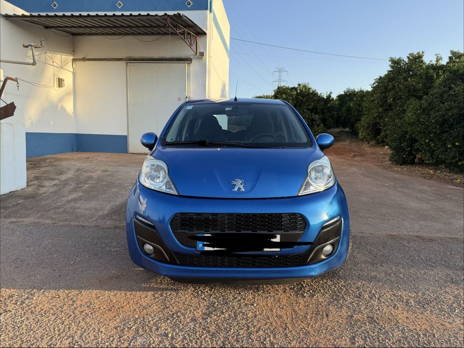 Peugeot 107 1.0 Active – 2015 | Gasolina | 5 PORTAS