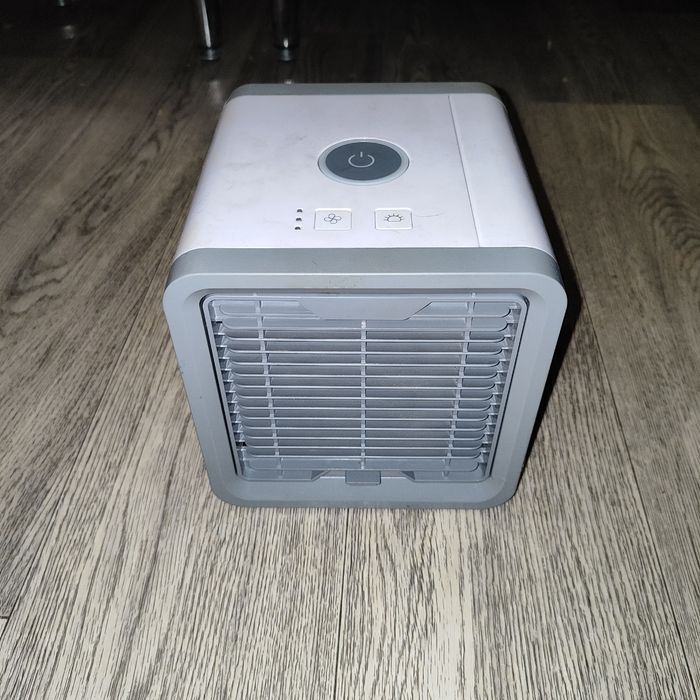 Переносний міні кондиціонер охолоджувач повітря з підсвічуванням