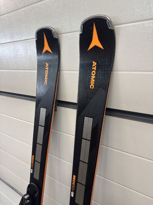 Narty Atomic Redster Q9 Revoshock S 160 cm 2025