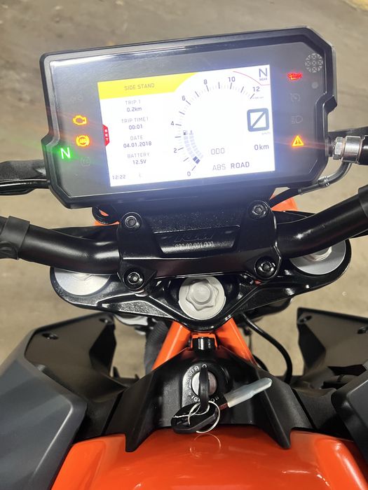 Новий японський мотоцикл KTM Duke 390 ABS 0km