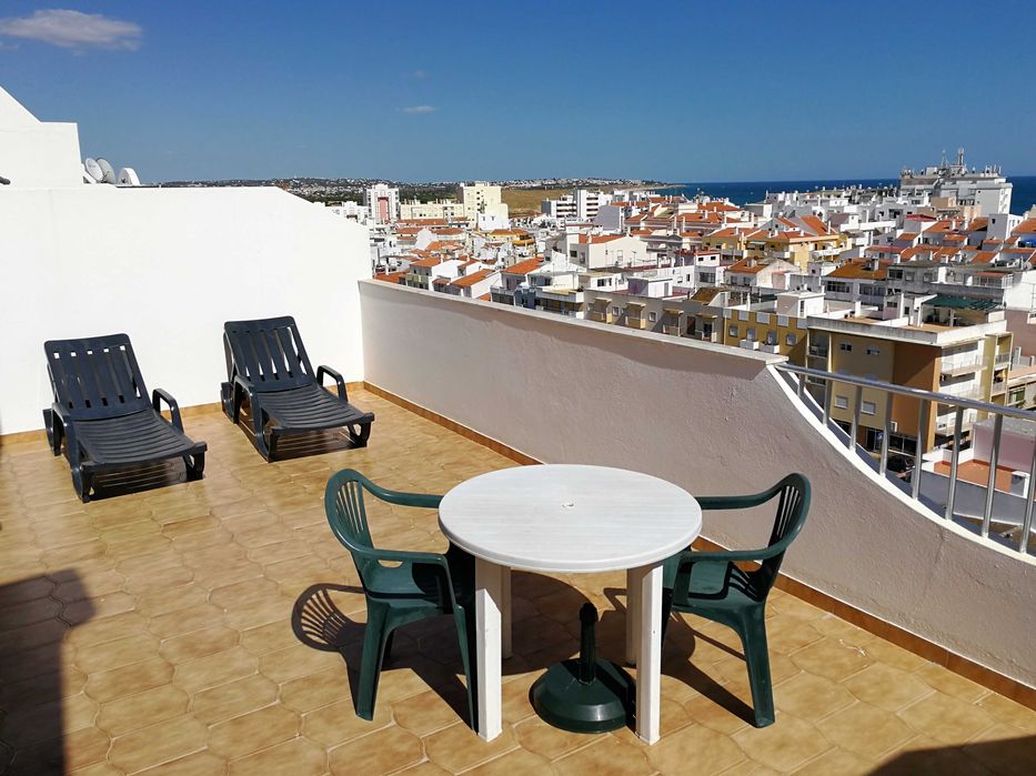 Armação Pêra T2 com Terraço, vista mar a 200 metros da Praia Armação De ...