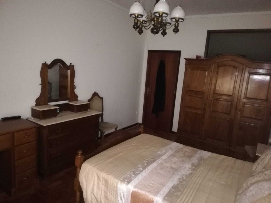 Quarto estudante fem. 350€