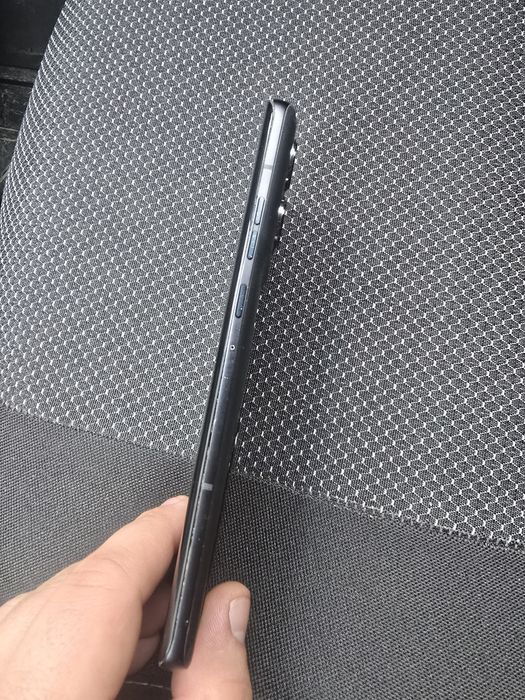 Продам Motorola edge 50 pro  на 512 гб