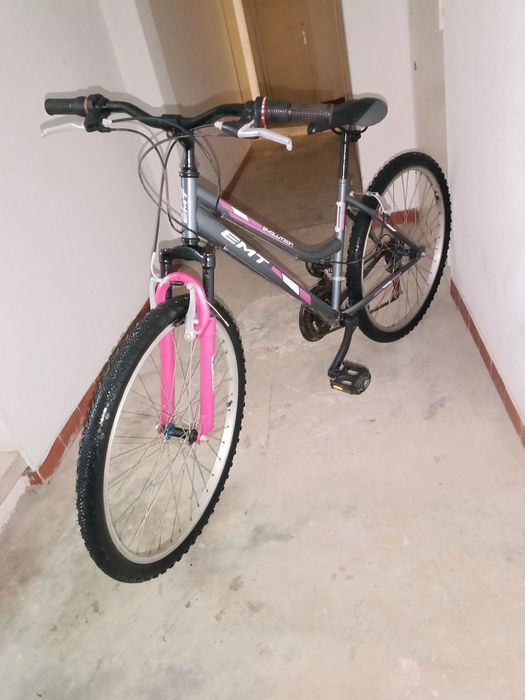 85€ bicicleta roda 26 com suspensão pegar e andar
