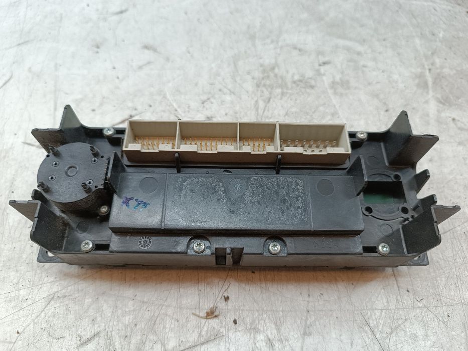 Comutador de Sofagem / Ar Condicionado - VOLKSWAGEN PASSAT (3B2) | 96 - 01