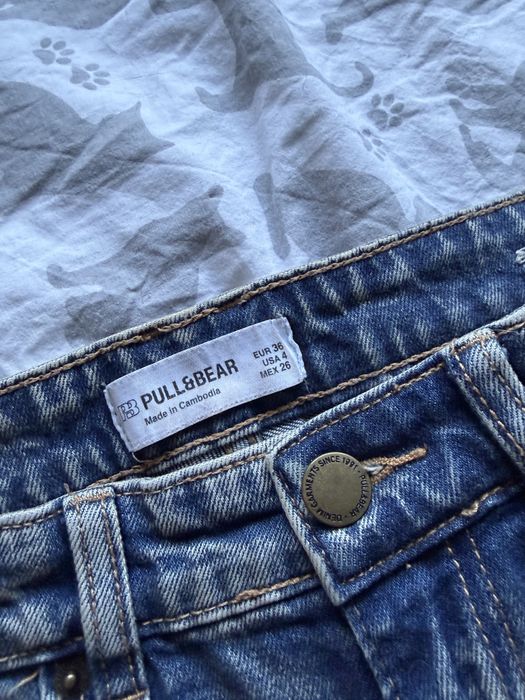 Jeansy mom fit Pull&Bear roz.36