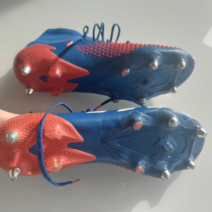 Adidas korki niebiesko czerwone r 47 1/3 skarpeta