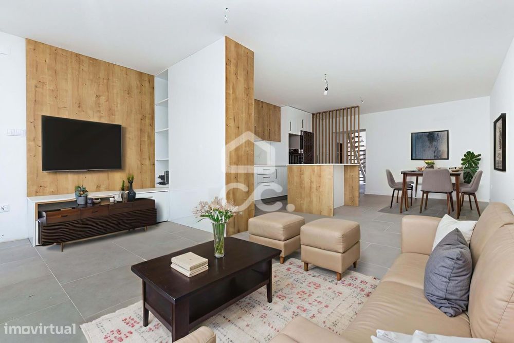 Moradia Térrea T2 Totalmente Renovada c/ Quintal e Terraço | Ciborro,