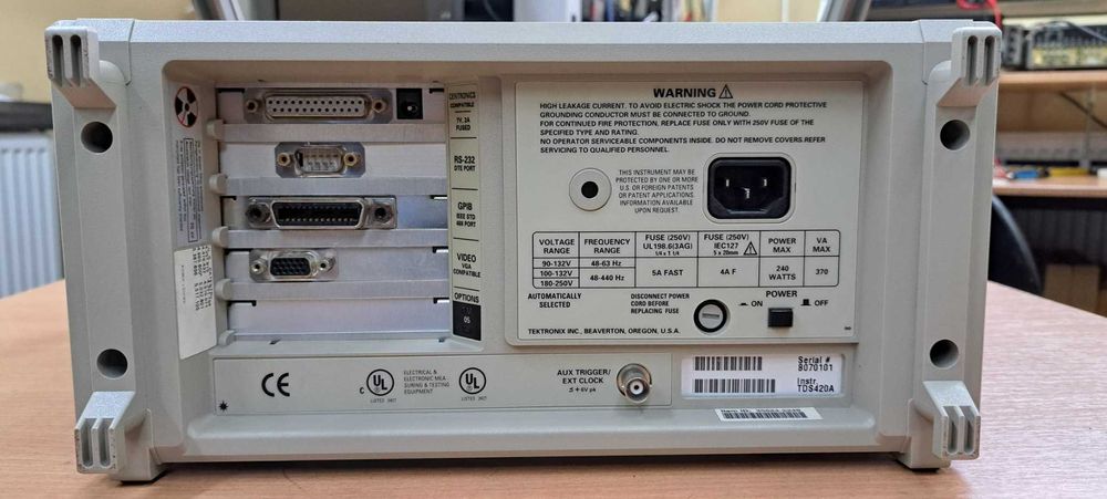 Осцилограф 4 канальний Tektronix TDS420A