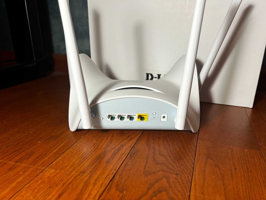 Router D-LINK BE9500 R95 2.4 / 5 / 6 GHz (TriBand), Wi-Fi Mesh