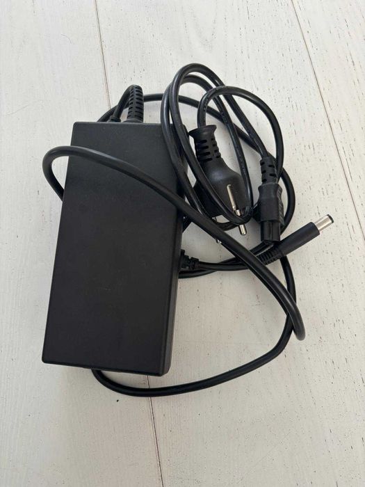 Dell Latitude 5590 – i7 / 16 GB RAM / 512 GB SSD / FHD – sprawny