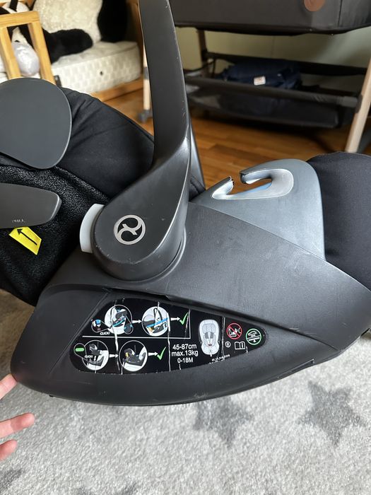Ovo / babycoque / Cadeira Auto Cybex Cloud Z i-size