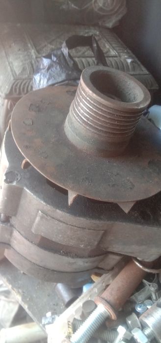 Продам генератор для двигуна 405/406