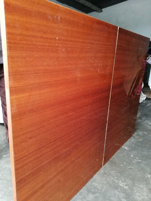 Mesa de jantar retangular