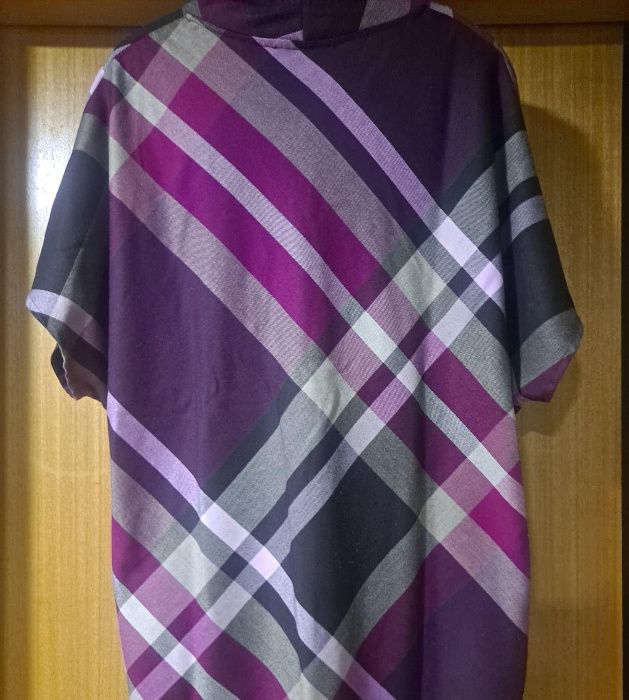 Túnica Senhora Com Padrão Tam. único ( Equivalente a M/L)