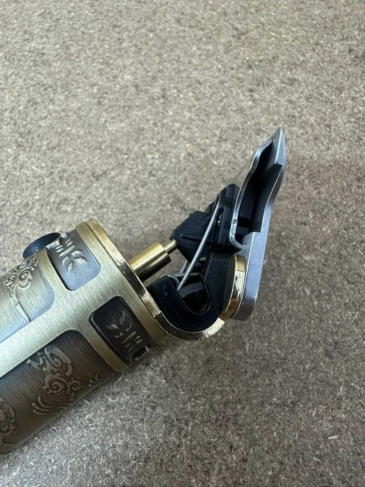 Golarka maszynka trymer do brody i włosów  tytanowe ostrza  LCD  USB-C