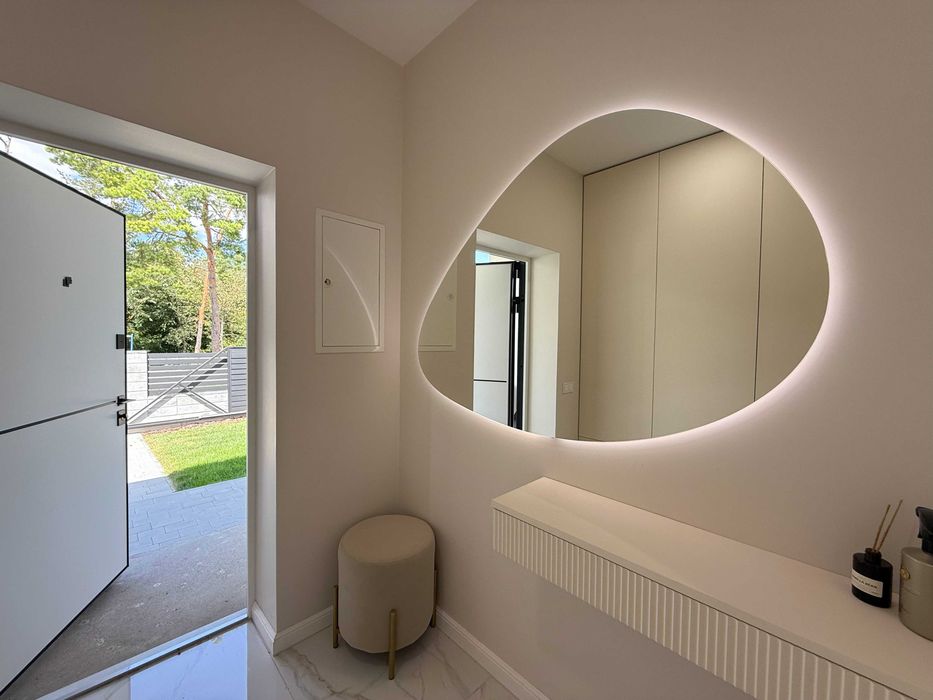 Продам неймовірно красивий будинок біля лісу!!