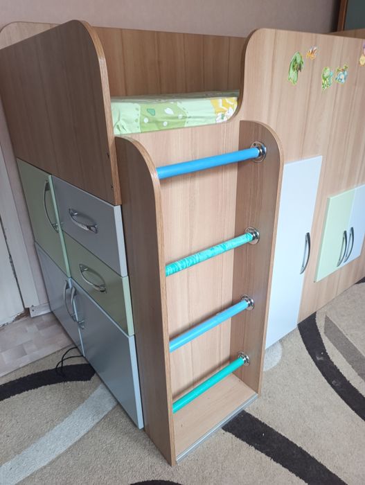 Дитяче ліжко горище кровать