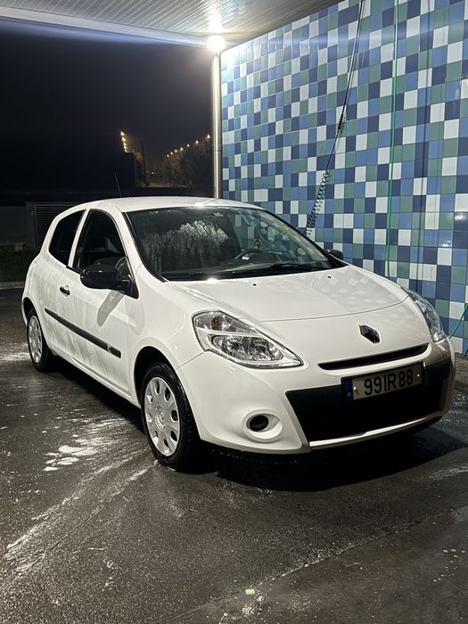 Renault clio III COMERCIAL