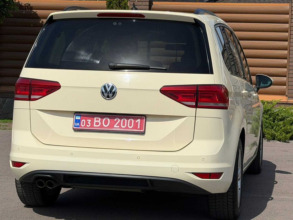 Volkswagen Touran 2016