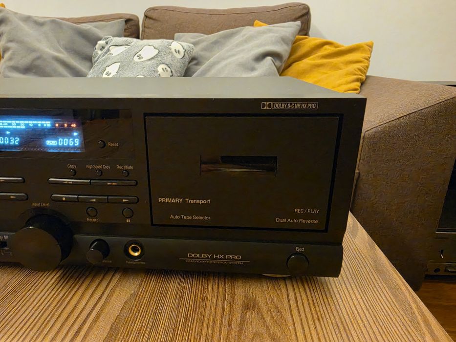 Harman Kardon DC 520 magnetofon