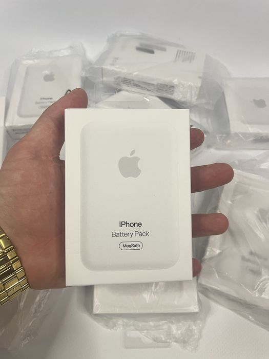 Power bank battery mag safe
