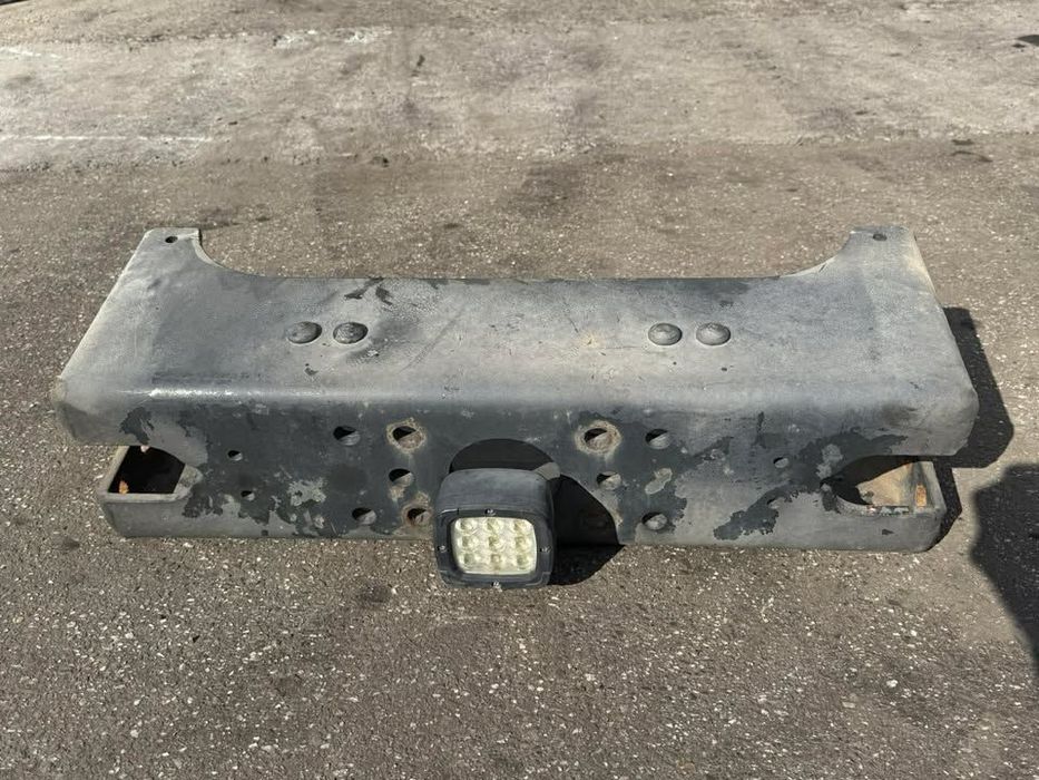 Poprzeczka ramy dla sprzęgu przyczepy Scania R