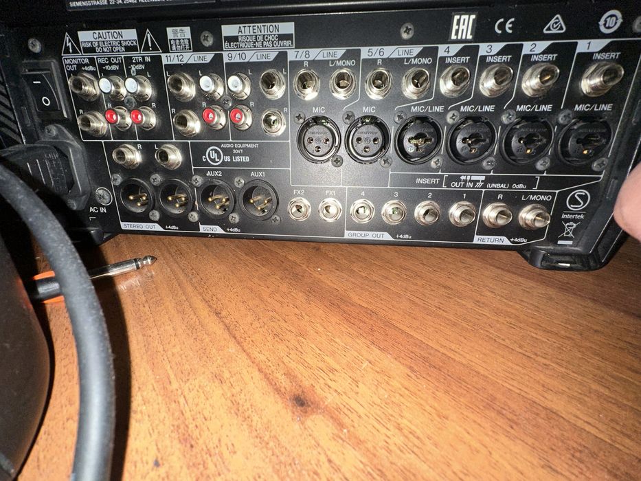 Mikser analogowy Yamaha MG12X