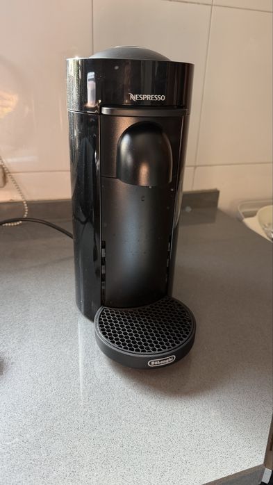 Maquina de café Nespresso Delonghi Vertuo