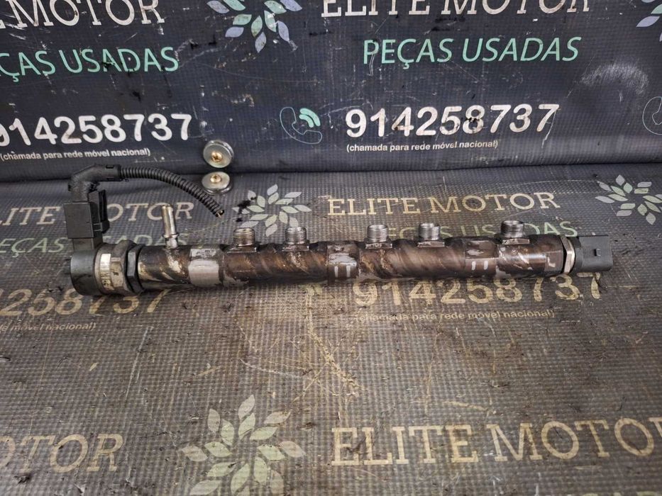 Régua de injeção usada BMW 320D 184CV F30 N47D20C BOSCH 0445214183