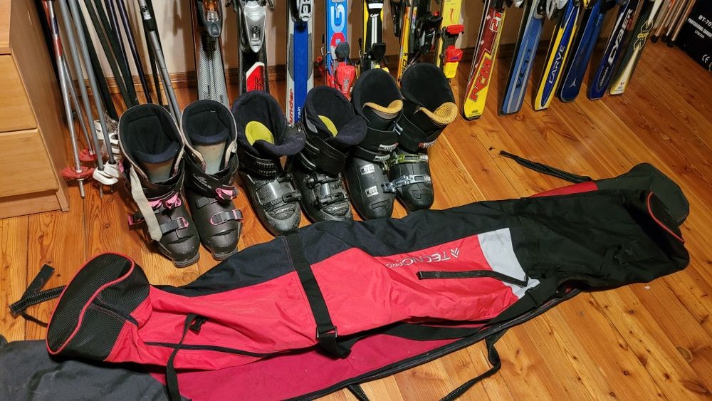 Narty kijki buty kakakaski gogle pokrowce