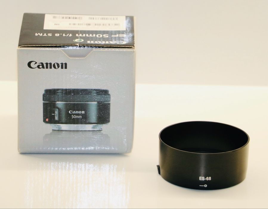 Objetiva Canon EF 50mm f/1.8 STM + Para-sol Canon ES-68
