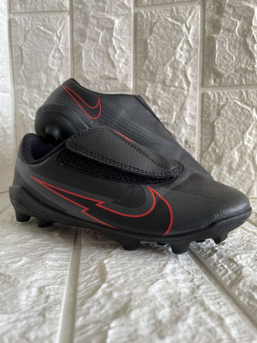 Бутсы футбольные Nike JR детские сороконожки