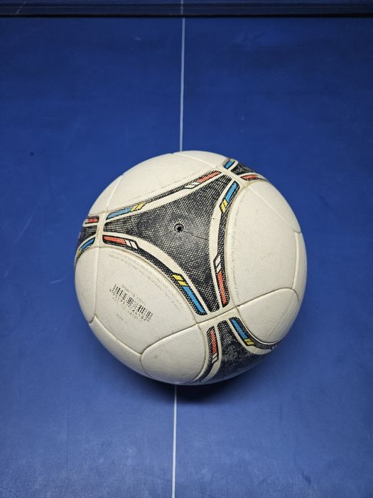 Adidas Official Matchball Tango 12
