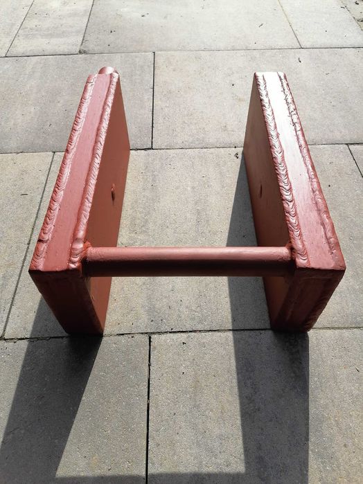 Wężownica ( podkowa) lewa z mufkami 40x40x16