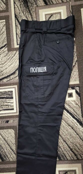 Жіночий костюм (поліція)